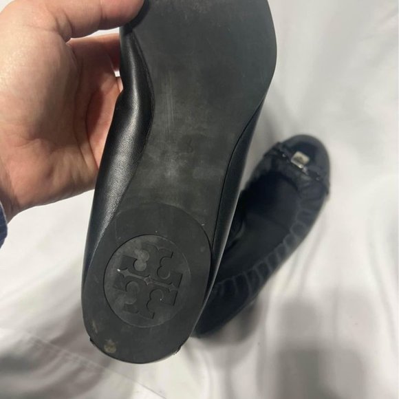 TORY BURCH leather flats with silver details. Size 10. Excellent condition. - Picture 6 of 10